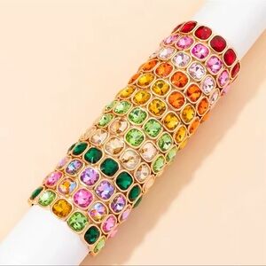 Anthropologie Green Gold Gemstone Crystal Stretch Bracelet